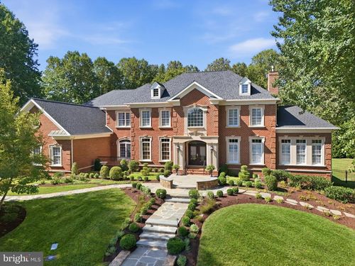 3002 Apple Brook Ln, Oakton, VA, 22124-1842 | Card Image