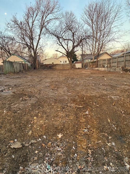 1240 S Gary Place, Tulsa, OK, 74104 | Card Image