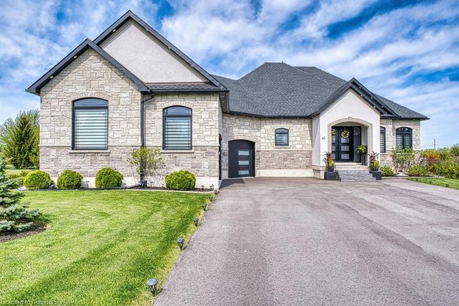 45 Wellington St S, House other with 2 bedrooms, 2 bathrooms and 12 parking in Goderich ON | Image 4