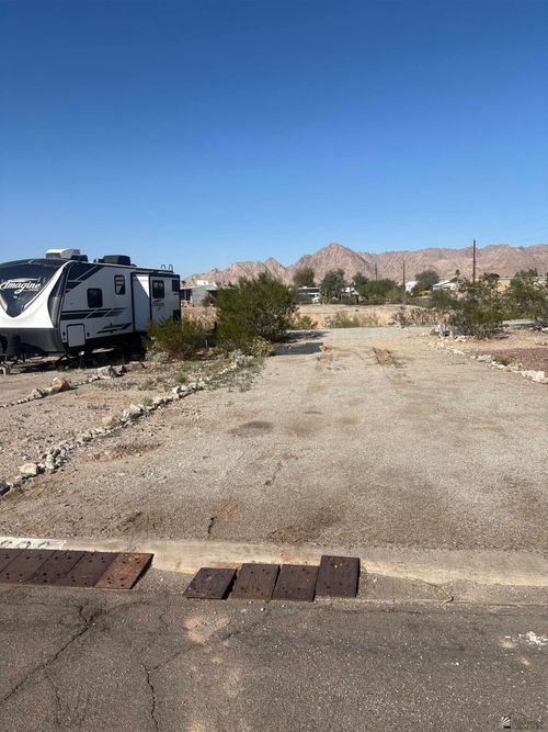 13896 E Fortuna Palms Loop, Yuma, AZ, 85367-7438 | Card Image