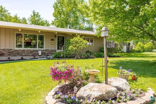 4314 Peabody Ln, Duluth, MN, 55804-1410 | Card Image