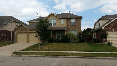 12116 Vienna Apple Rd, Fort Worth, TX, 76244-7557 | Card Image