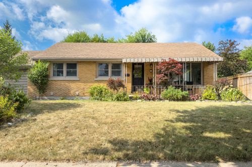 lower-10 Western Ave, Guelph, ON, N1H6A6 | Card Image