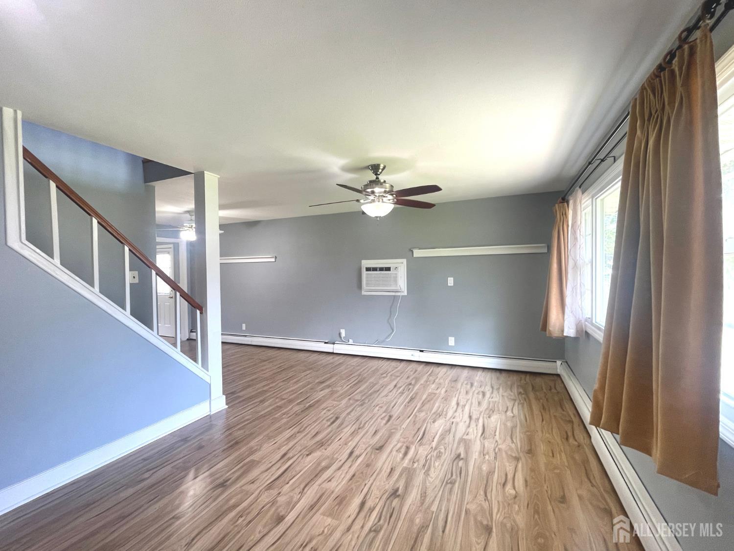 Residential Lease in Woodbridge Proper 2
