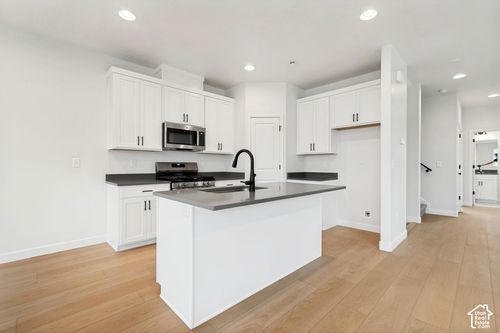 722 W 500 S, American Fork, UT, 84003-5052 | Card Image