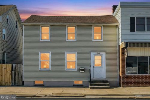 510 Broadway, HANOVER, PA, 17331-2001 | Card Image