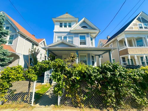 700 Laurel Ave, Bridgeport, CT, 06604-2457 | Card Image