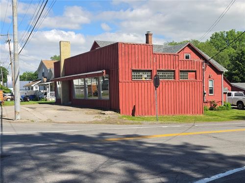 8392 Ridge Rd, Gasport, NY, 14067-9451 | Card Image
