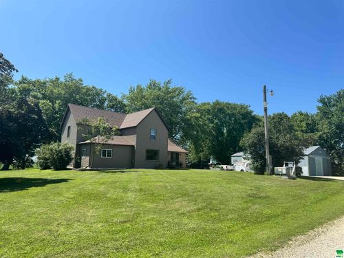 1745 555th St, Storm Lake, IA, 50588-7763 | Card Image