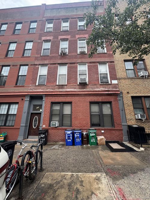103 Greenpoint Ave, Brooklyn, NY, 11222-6584 | Card Image