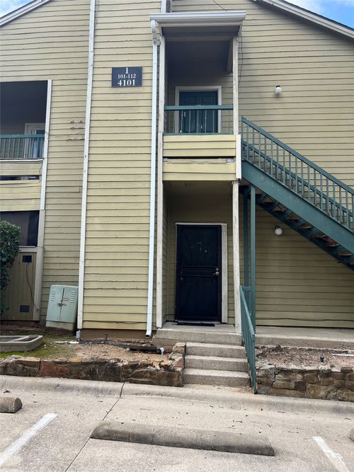 111-4101 Esters Rd, Irving, TX, 75038-4720 | Card Image