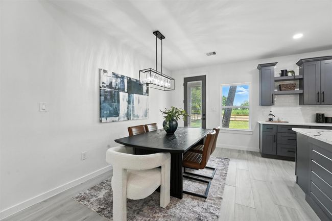 256 Davis Bend Rd, House other with 5 bedrooms, 3 bathrooms and 2 parking in Alvin TX | Image 7