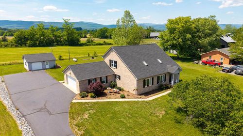 1802 N River Rd, MOUNT SOLON, VA, 22843-2306 | Card Image