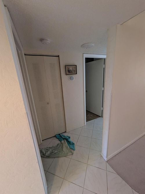 apt-206-4725 Lucerne Lakes Blvd E, Lake Worth, FL, 33467-8861 | Card Image