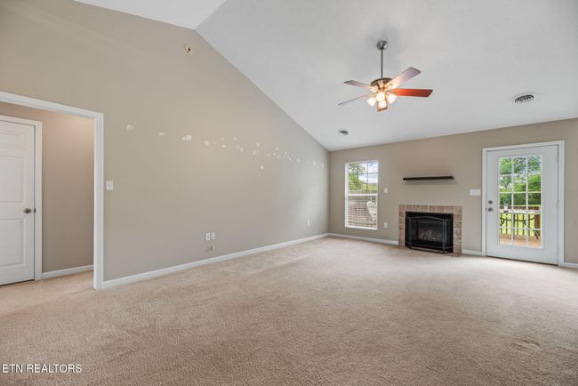 5699 Autumn Creek Dr, House other with 3 bedrooms, 2 bathrooms and null parking in Knoxville TN | Image 5