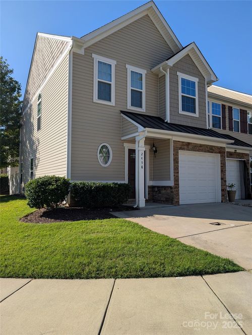 2458 Silverthorn Dr, Charlotte, NC, 28273-0037 | Card Image