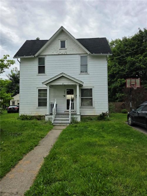 606 Falck St, Elmira, NY, 14904-1816 | Card Image