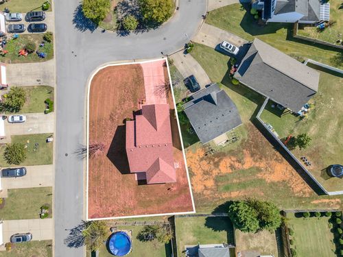 2071 Sparco Cir, Murfreesboro, TN, 37128-7695 | Card Image