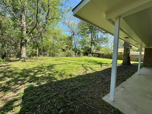 802 E Terrell Ave, House other with 3 bedrooms, 2 bathrooms and null parking in Crockett TX | Image 35