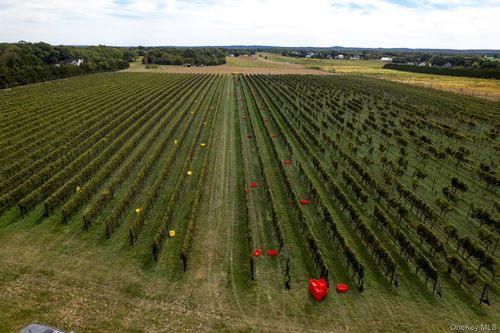 156 Youngs Ave, Calverton, NY, 11933-1428 | Card Image