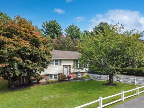 31 Harjean Rd, Billerica, MA, 01821-2243 | Card Image