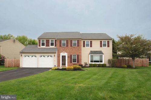 405 Waldon Rd, Langhorne, PA, 19047-1138 | Card Image