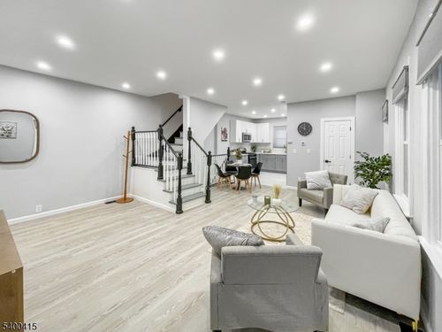 45 Rutgers St, Irvington, NJ, 07111-2922 | Card Image