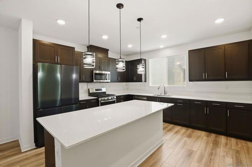 unit-95-5481 Seacliff Pl, San Diego, CA, 92154-6689 | Card Image