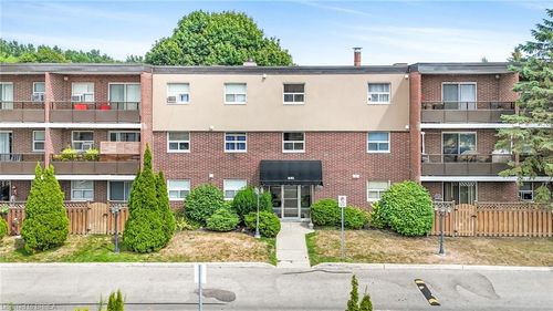 206-640 Grey St, Brantford, ON, N3S4Y3 | Card Image