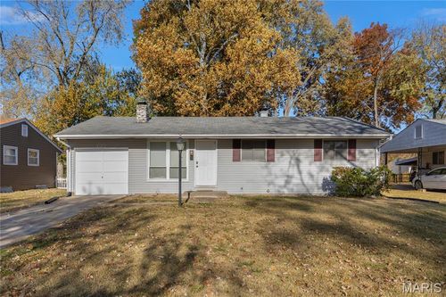 735 Crowder Dr, Florissant, MO, 63031-3203 | Card Image