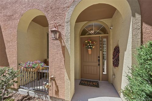 10084 Bluffmont Ln, Lone Tree, CO, 80124-5570 | Card Image