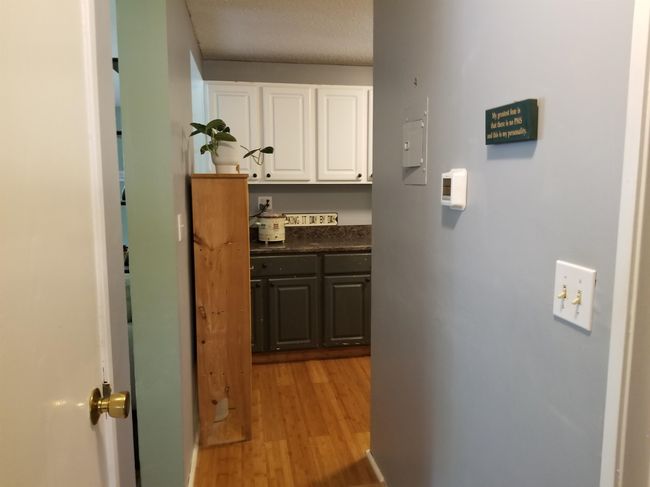 APT-2 - 1 Brookside Dr, Condo with 2 bedrooms, 1 bathrooms and null parking in Exeter NH | Image 9