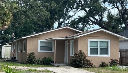 611 Avenue S Ne, WINTER HAVEN, FL, 33881-1737 | Card Image