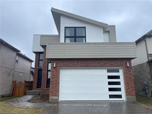 515 Sophia Cres, London, ON, N6G0T5 | Card Image