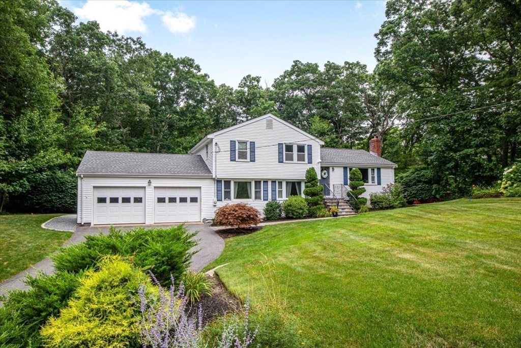 Stonewood Dr, Canton, MA 02021