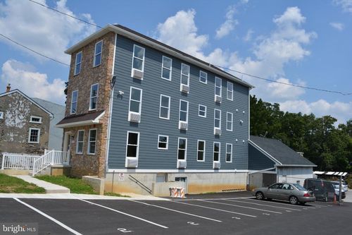 2-7631 Ridge Ave, PHILADELPHIA, PA, 19128-3109 | Card Image