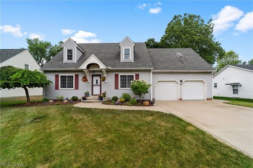 7695 Bar Harbour Ln, Mentor, OH, 44060-5162 | Card Image