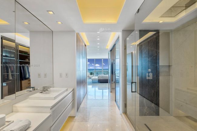 APT-606 - 100 S Pointe Dr, Condo with 3 bedrooms, 5 bathrooms and null parking in Miami Beach FL | Image 13