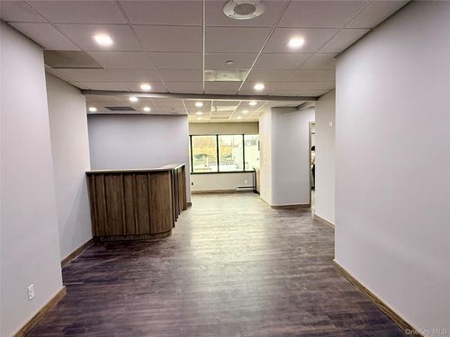 ste-202-3 School St, Glen Cove, NY, 11542-2548 | Card Image