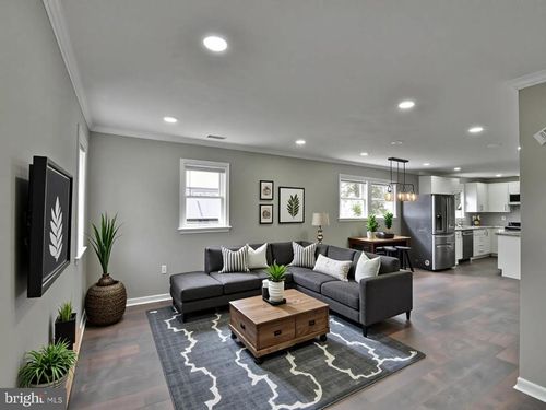 top-floor-10 Bayou Ave, CAPITOL HEIGHTS, MD, 20743-6208 | Card Image