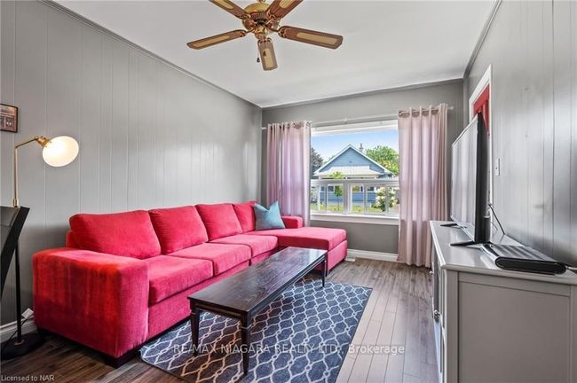 22 Blair Cres, House other with 3 bedrooms, 2 bathrooms and 2 parking in Saint Catharines ON | Image 7