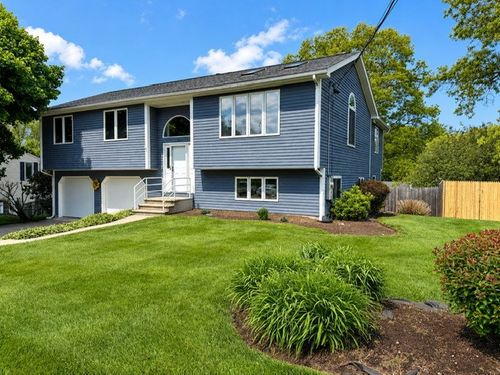 12 Pat Dr, Lincoln, RI, 02865-2235 | Card Image