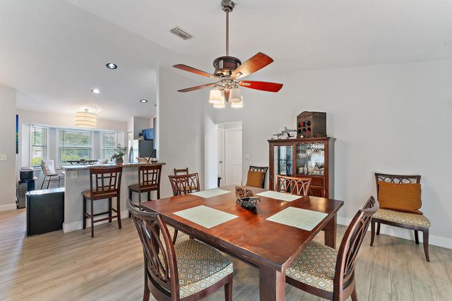 15362 94 Th St N, House other with 3 bedrooms, 2 bathrooms and null parking in Royal Palm Beach FL | Image 16