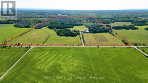 649 The Bury Road, Northern Bruce Peninsula, ON, N0H1W0 | Card Image
