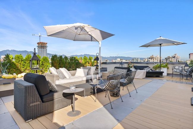 11B - 1568 W 12 Th Avenue, Condo with 3 bedrooms, 2 bathrooms and 2 parking in Vancouver BC | Image 27