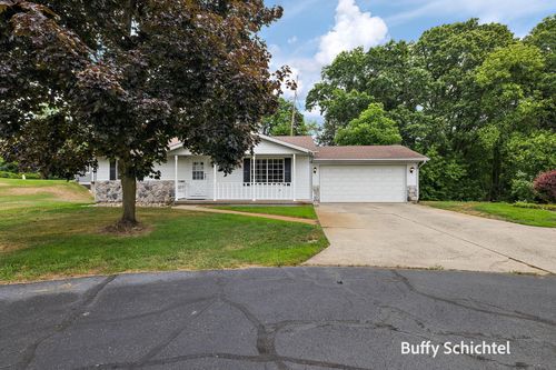 211 York View Pl Nw, Comstock Park, MI, 49321-8948 | Card Image