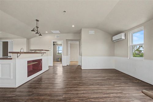 11 Chimaera Rd, Sargent, TX, 77414-1675 | Card Image
