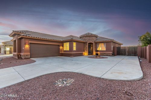 1530 E Branham Ln, Phoenix, AZ, 85042-6736 | Card Image