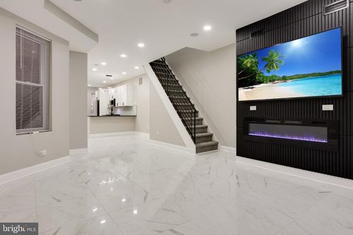 5239 Arch St, PHILADELPHIA, PA, 19139-2649 | Card Image