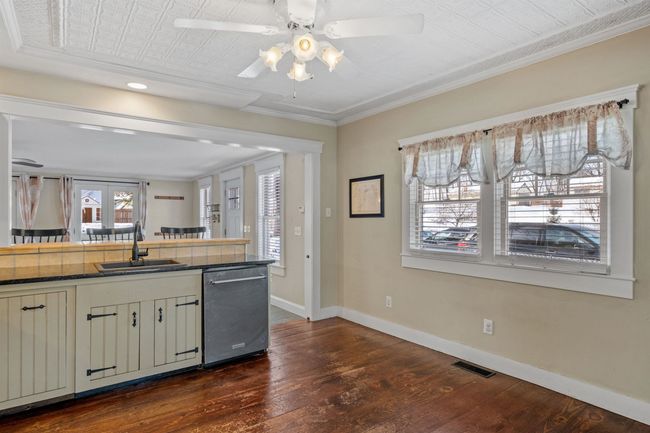 75 Warren St, House other with 4 bedrooms, 3 bathrooms and null parking in Laconia NH | Image 17